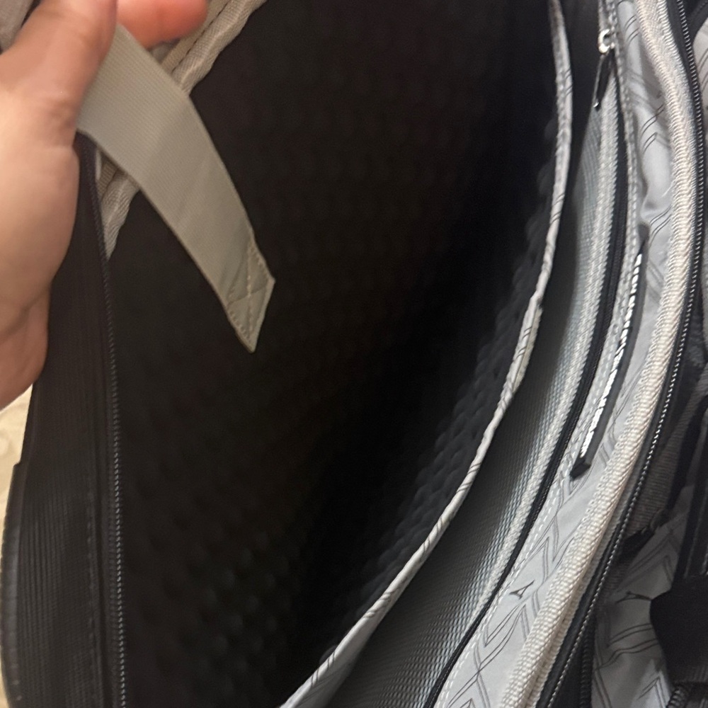 Travelpro Black Laptop Bag for Men - Picture 5 of 7
